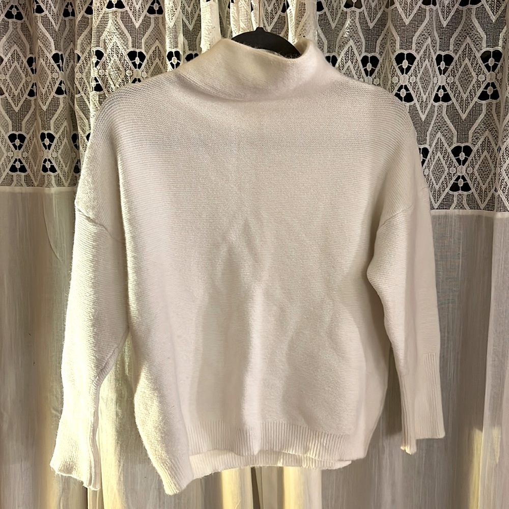 Vintage Mock neck Knit white sweater size S